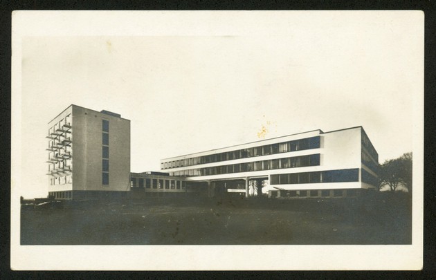 Zgrada Bauhausa Dessau Zbirka LM Betlheim post 6