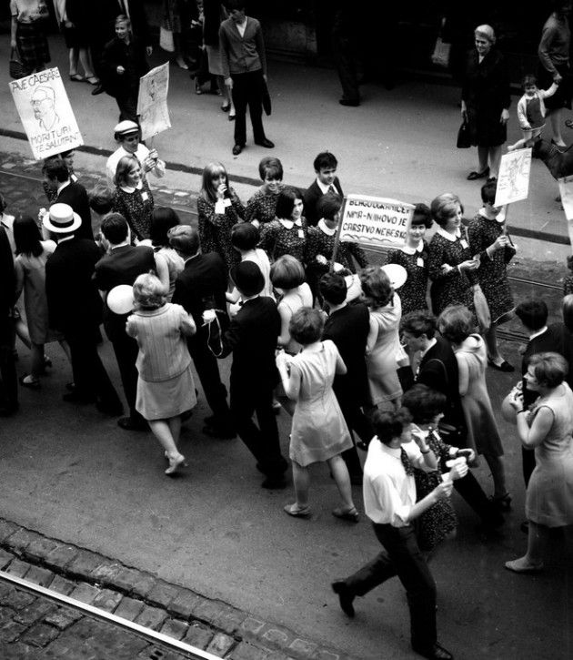 Tošo Dabac, Maturanti na Ilici, oko 1960.