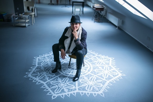 Photo: Sanjin Kaštelan, Artwork: Boris Bare, Pimp My Pump / Sjedenjem na mandali čovjek upija vibracije mira i beskonačja ;). Ajme kako uživam u tavanskome novom ruhu!