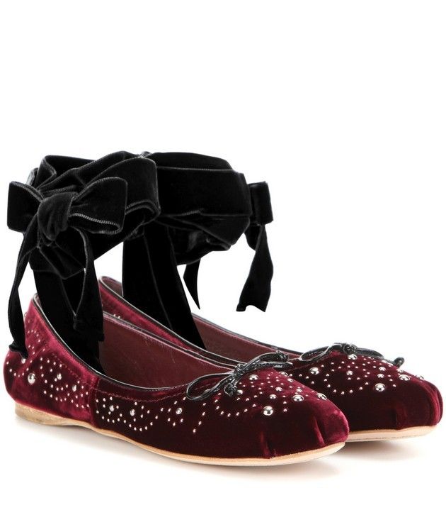 velvet shoes (1)