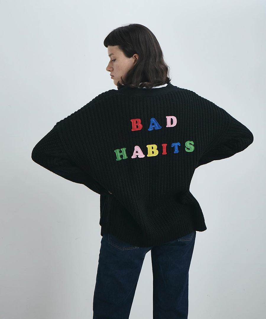 Lazy Oaf džemper s Bad Habits natpisom