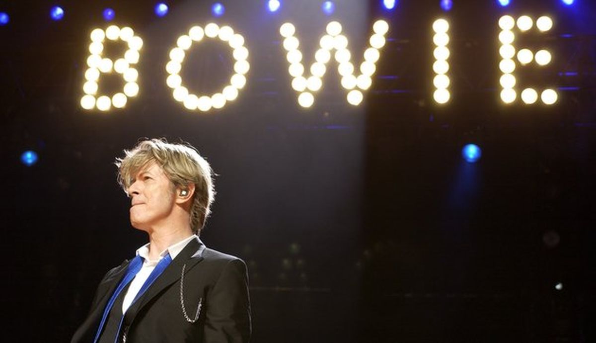 David Bowie Performing At The Tweeter Centre, Boston, America - Aug 2002