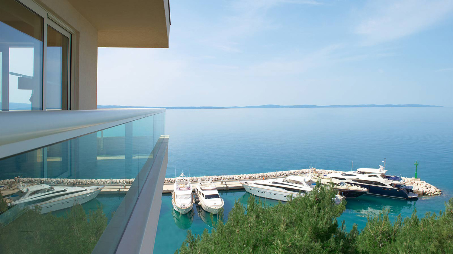 Le_Meridien_lav_Split_Panoramique_suite_terrace_view