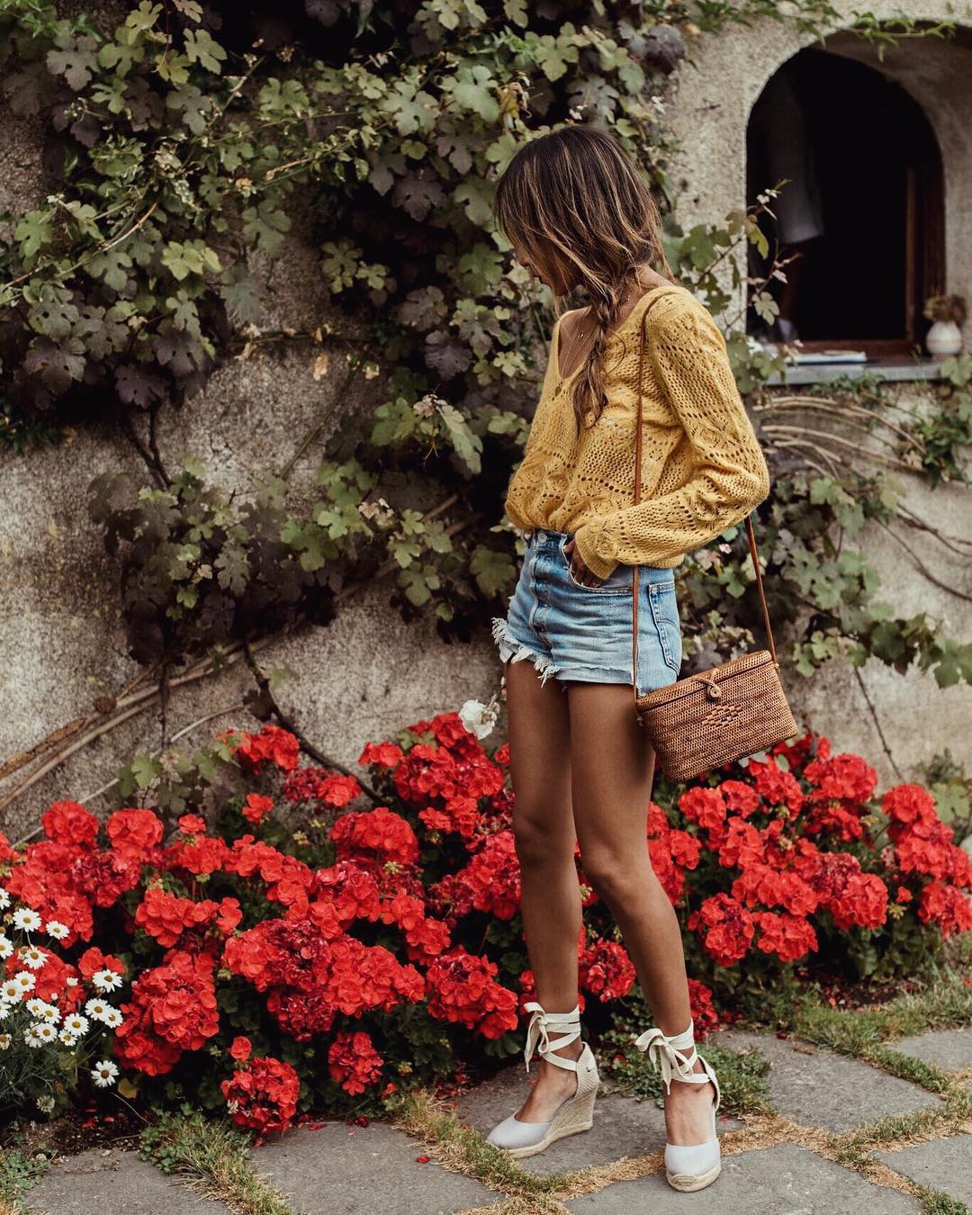 @sincerelyjules