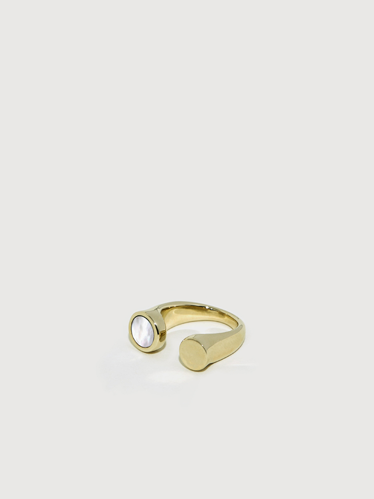 J Hannah minimalistički nakit