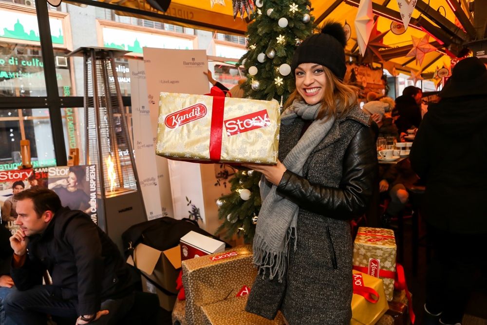 supercafe advent,subota 9.12. antonija sola
