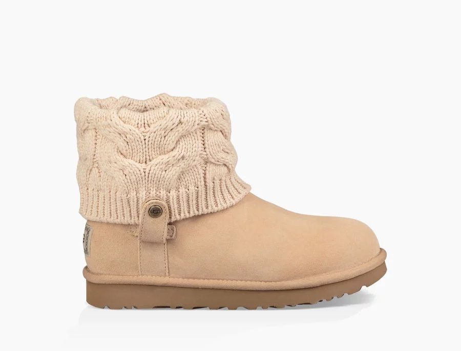 UGG25