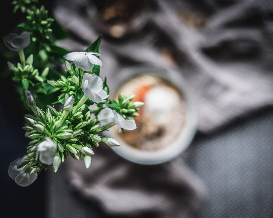 torta od mrkve smoothie bowl