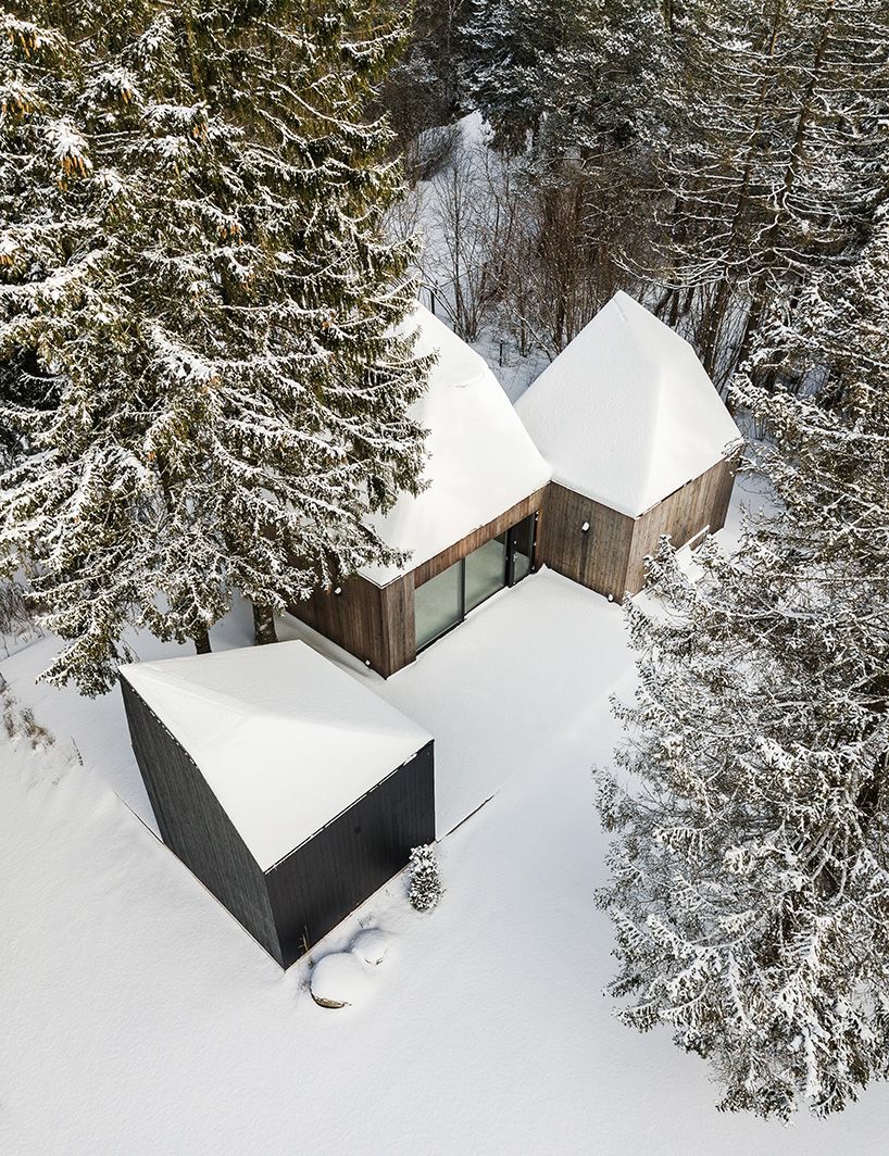 kuu-muraste-estonia-cottage-designboom-010