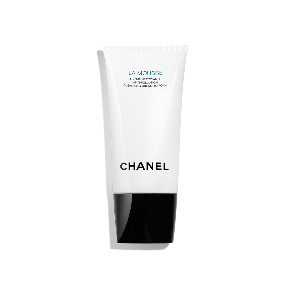 Chanel La Mousse Anti-Pollution Cleansing Cream to Foam