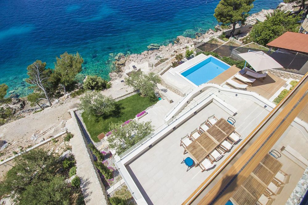 Villa Gloss, Primošten