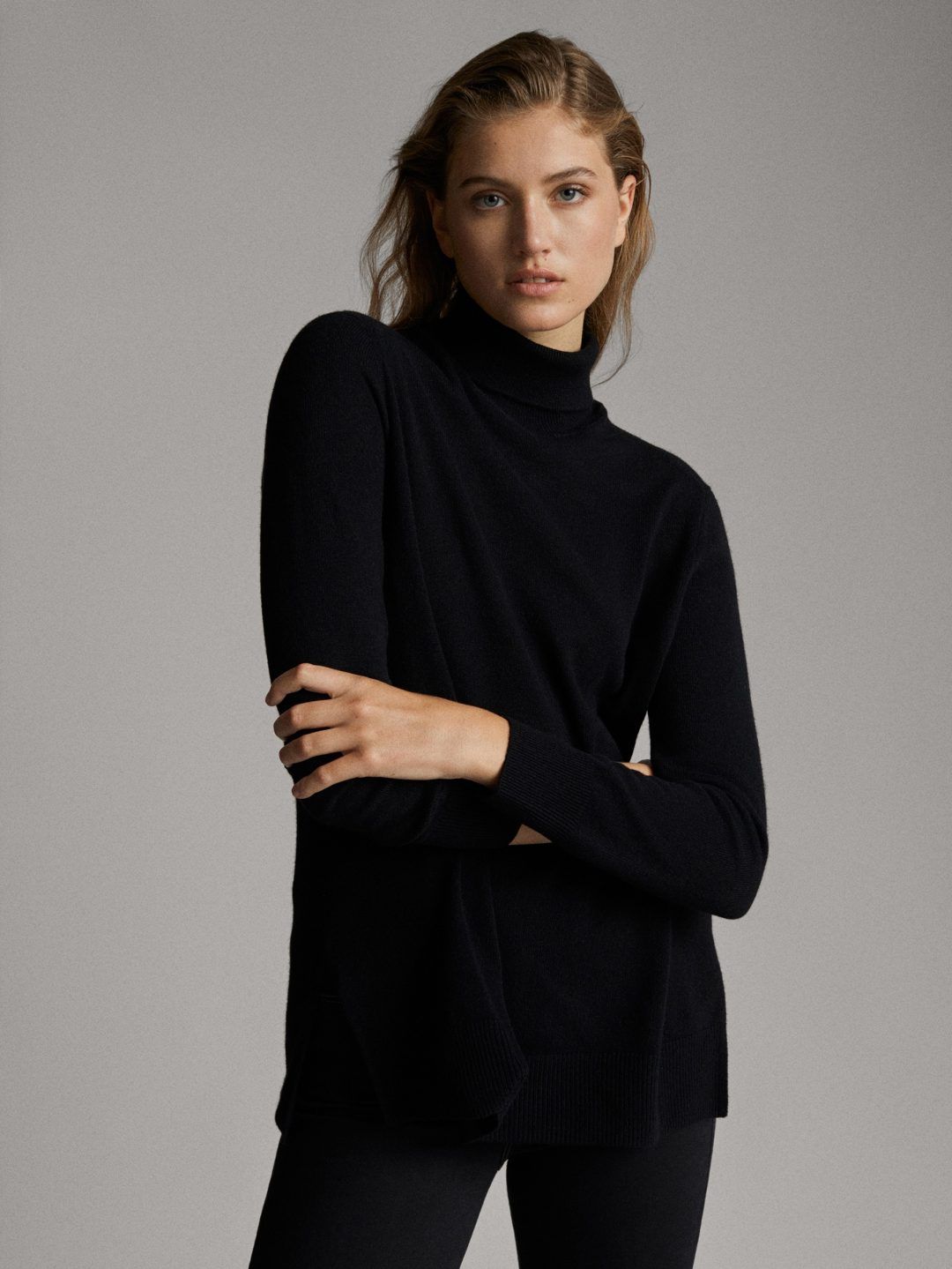 Massimo Dutti crna dolčevita