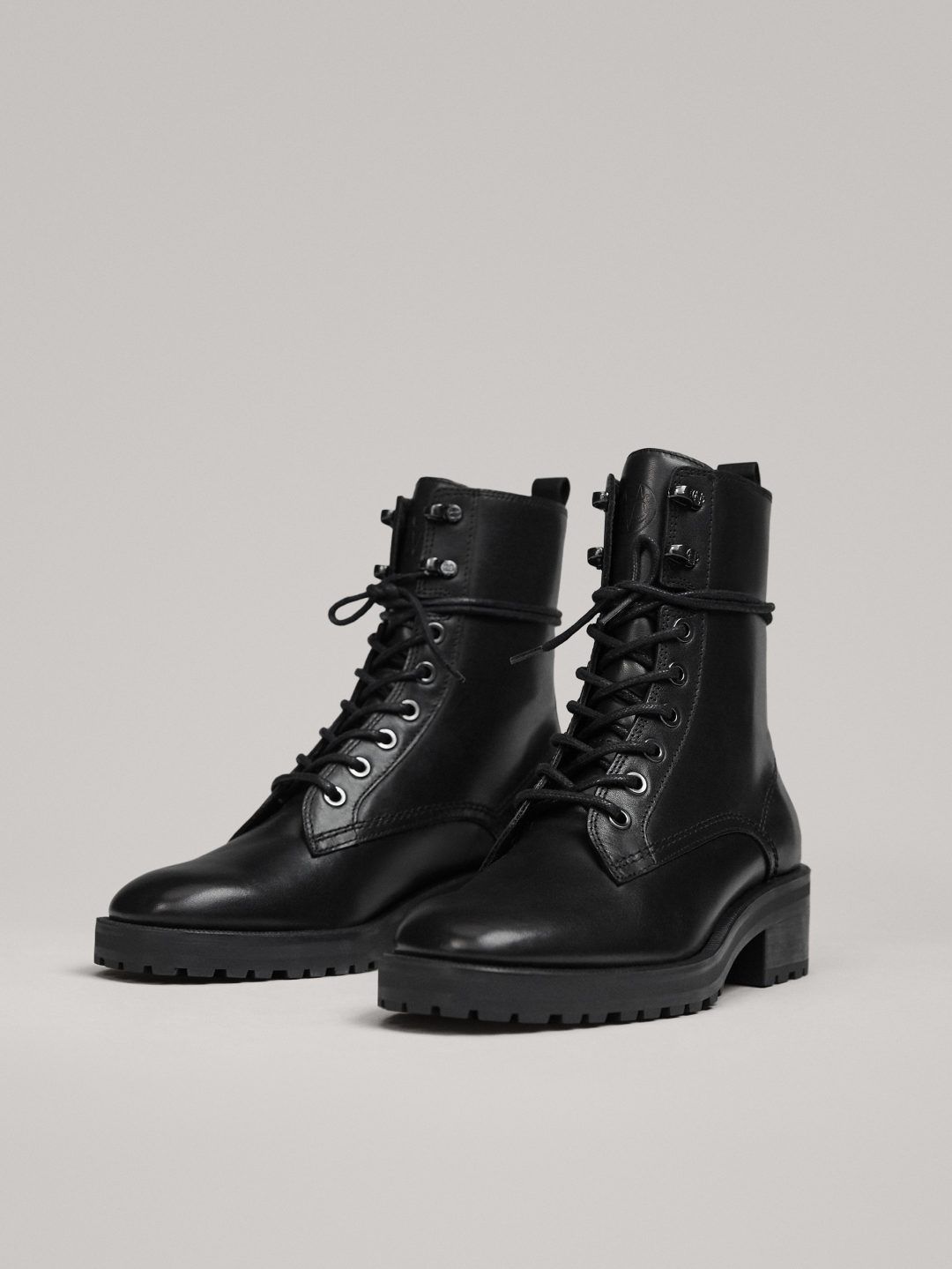 Massimo Dutti military čizme 2019 