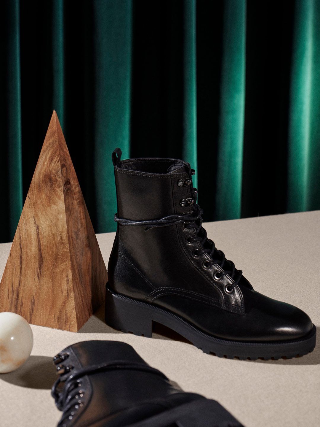 Massimo Dutti military čizme 2019 