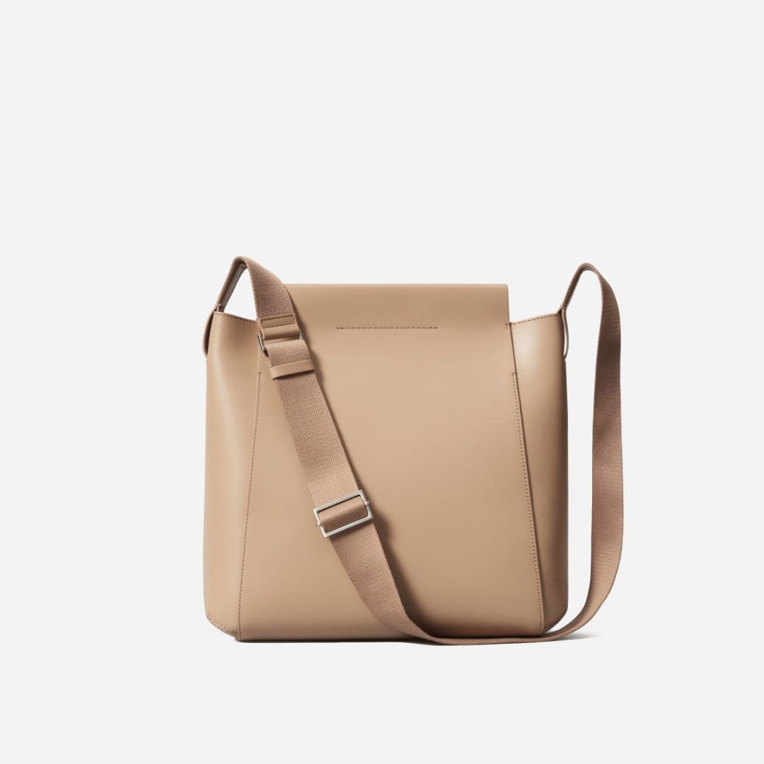 Everlane dnevna torba proljeće 2020. 