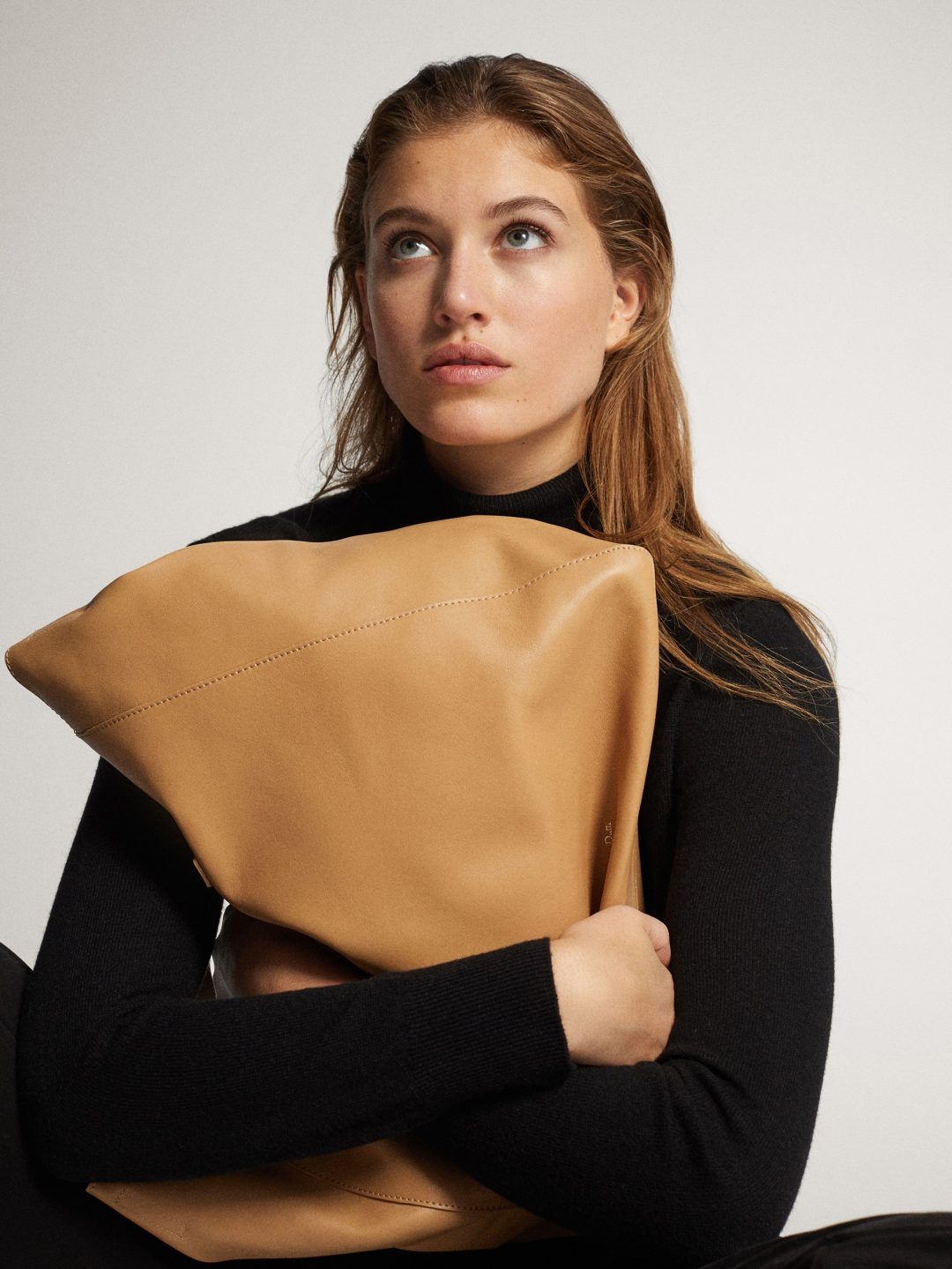 Massimo Dutti dnevna torba proljeće 2020.