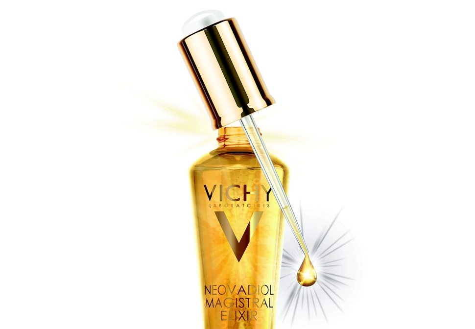 Suho ulje Vichy hrani zrelu kožu