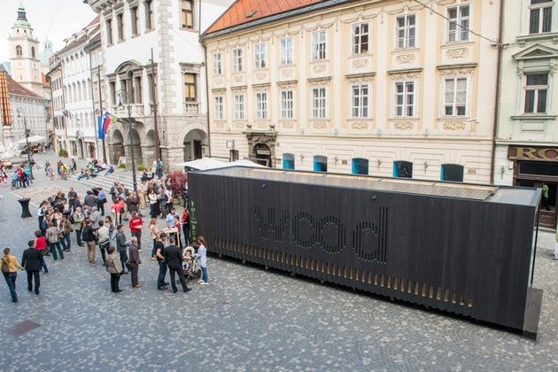 Mobilna izložba na glavnom trgu u Zagrebu