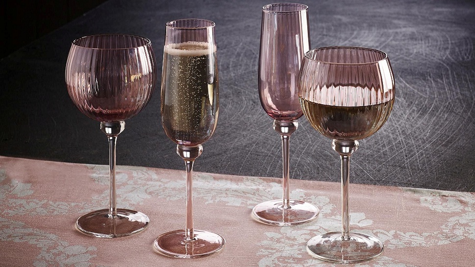 U novogodišnjoj noći poslužite najbolje čaše za šampanjac