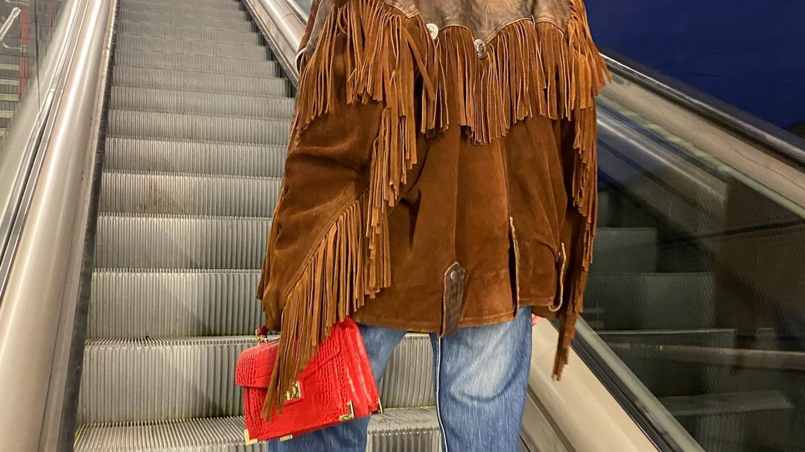 Boho manija se nastavlja u velikom stilu za jesen: Resice su se ozbiljno vratile, a ovako ih planiramo nositi