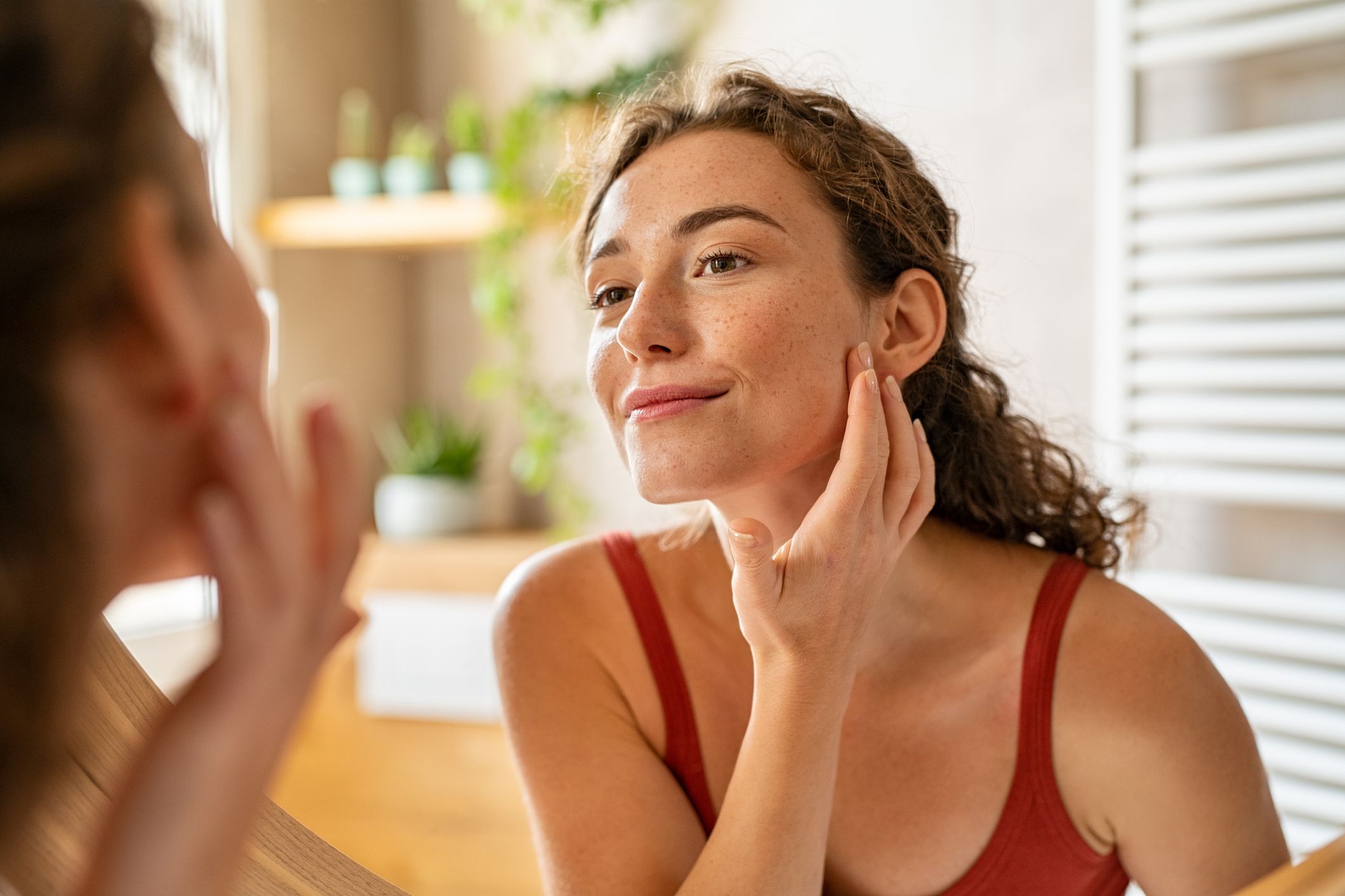 Kako pravilno koristiti retinol (čak i ako ste početnik) i brzo vidjeti rezultate?