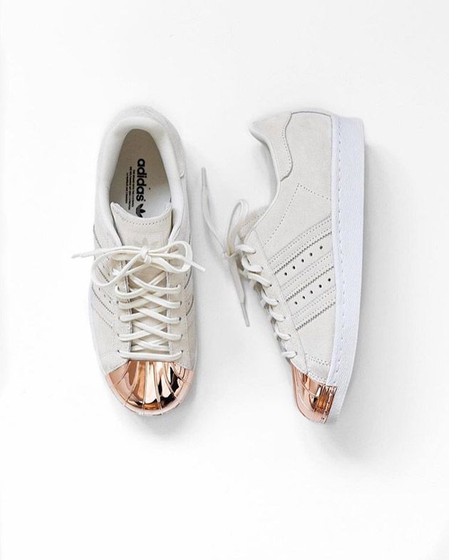 Adidas superstar s metalnom clearance kapicom