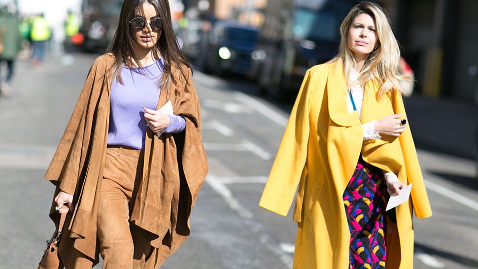 8 odličnih street style kombinacija koje uključuju brušenu kožu