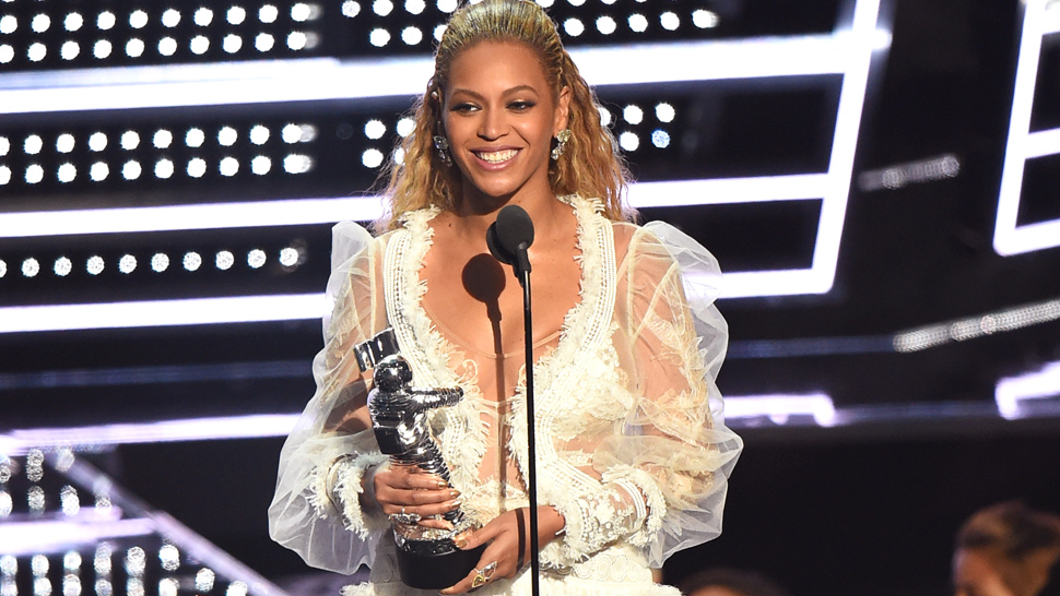 Pogledajte cijeli Beyoncéin nastup na MTV Video Music Awards 2016