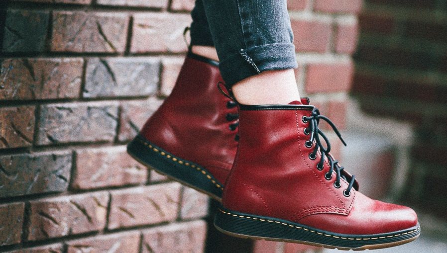 Sasvim nove Dr. Martens cipele i čizme