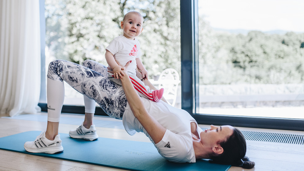 Vježbe s bebom koje možete raditi kod kuće