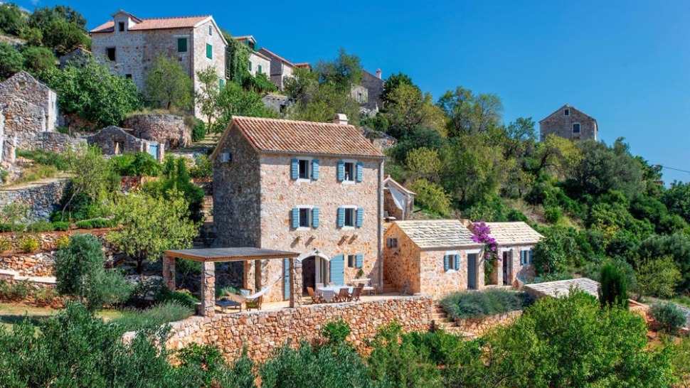 Kamene kuće za idiličan odmor na Jadranskoj obali