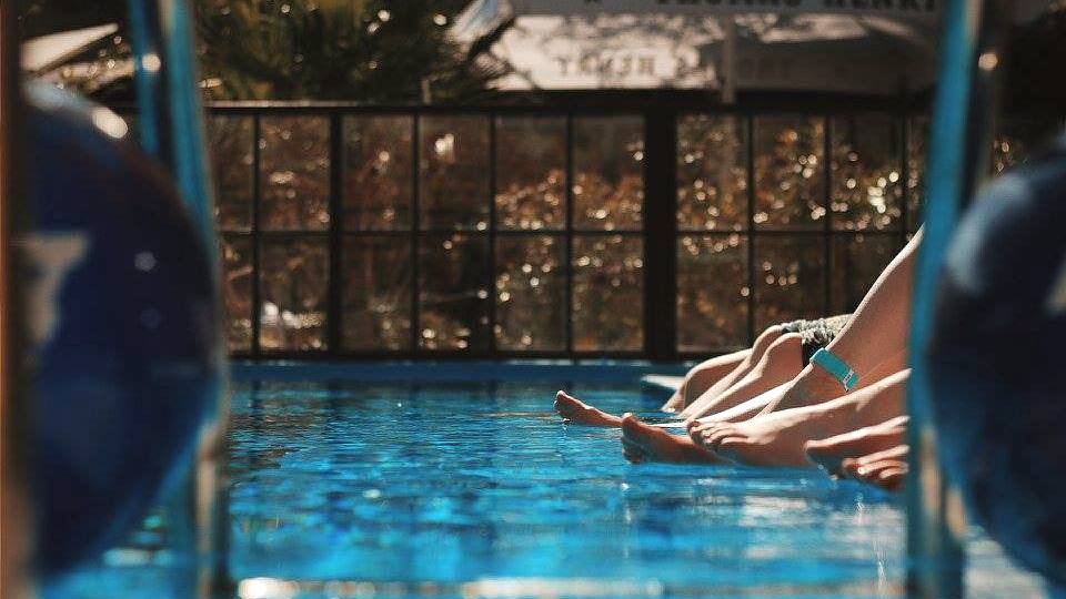 Evo zašto biste danas trebali na pool party u centru Zagreba