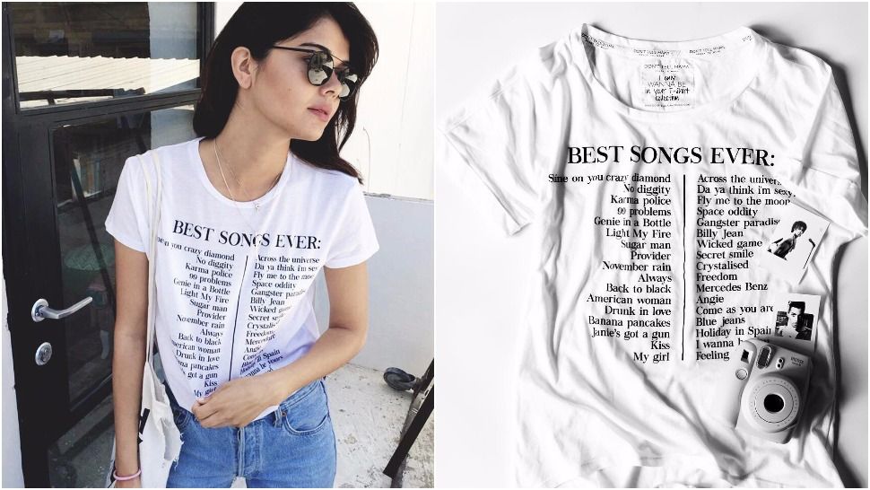 T-shirt koji nosi playlistu najboljih pjesama ikad