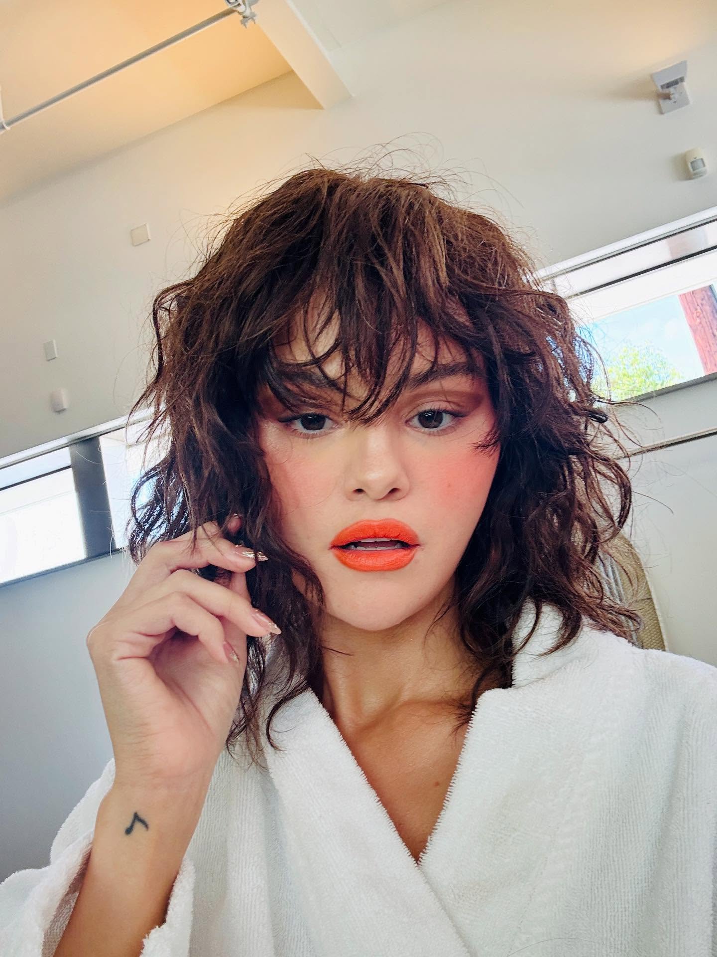 Selena Gomez ima novu frizuru: Odlučila se za stil koji je doživio veliki povratak ovog ljeta