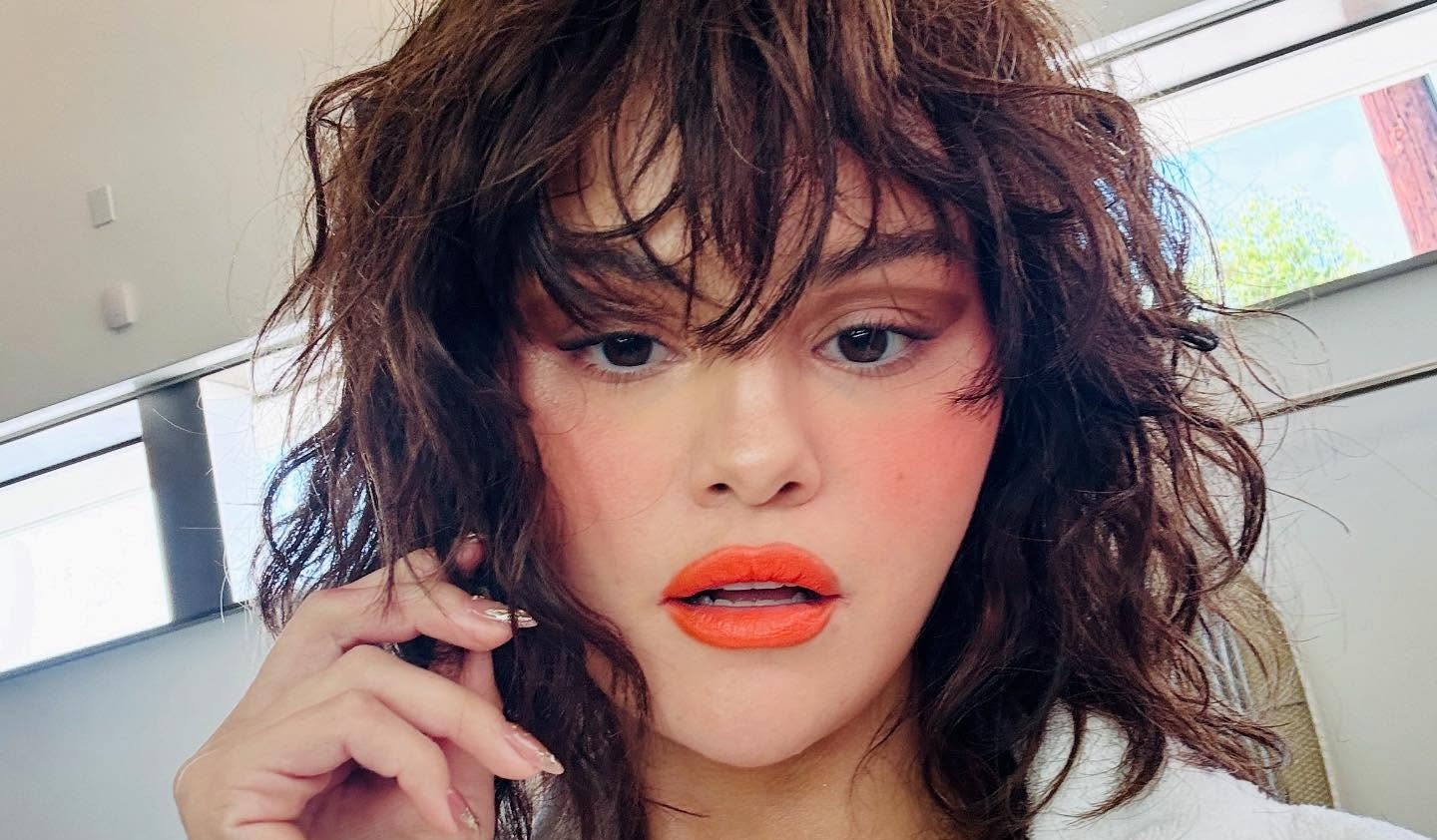 Selena Gomez ima novu frizuru: Odlučila se za stil koji je doživio veliki povratak ovog ljeta