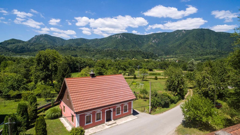 Šarmantne kuće za odmor u Lici i Gorskom Kotaru