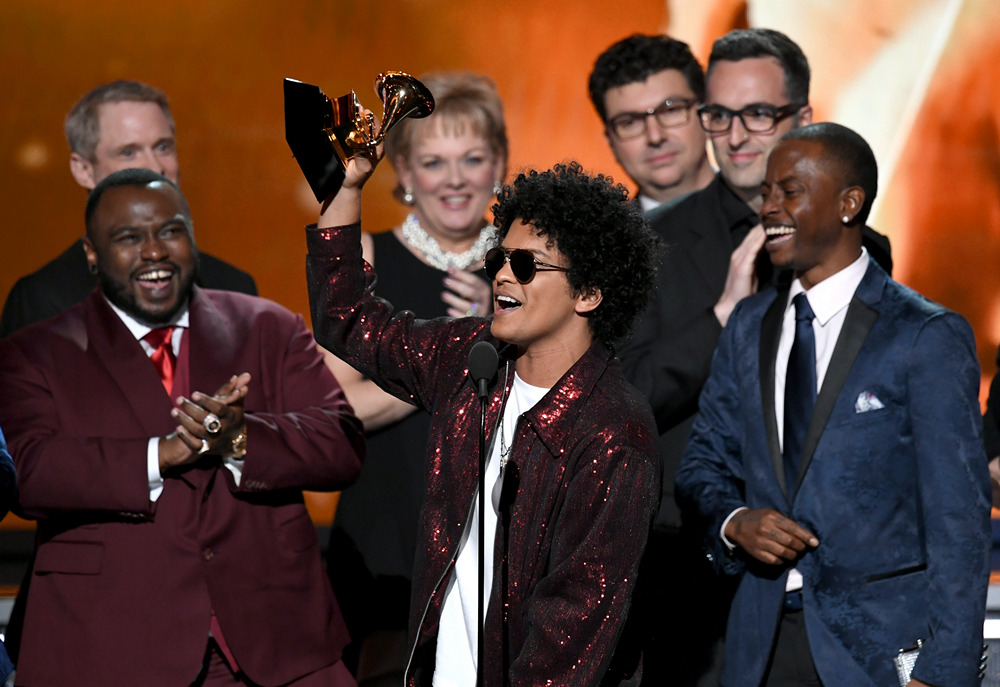 Bruno Mars je ‘pomeo’ dodjelu nagrada Grammy 2018