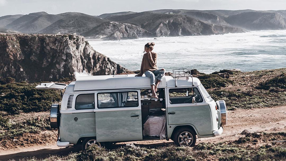 Zamislite odmor u ovom retro Volkswagen kombiju