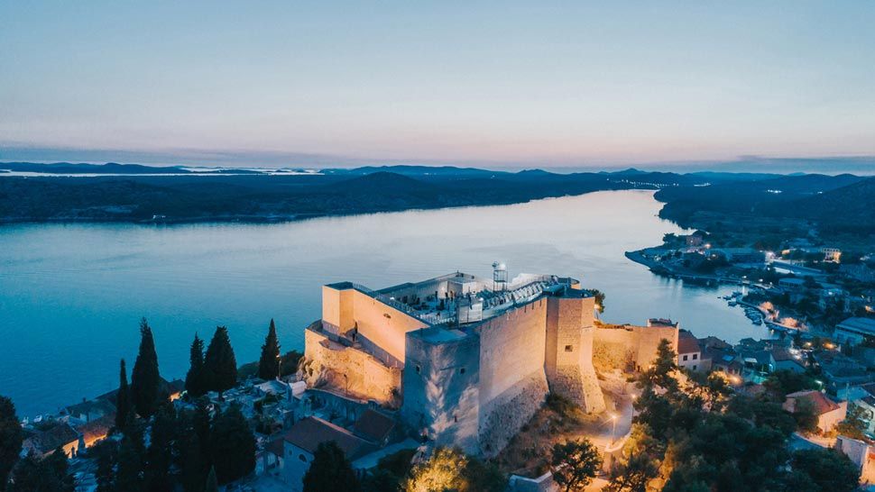 Gotovo dvije trećine Hrvata ljetuje na Jadranu