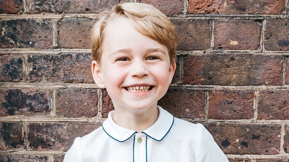 Princ George danas slavi peti rođendan i dobio je novi portret