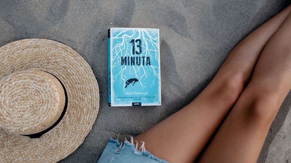 Journal Book Club: 13 minuta