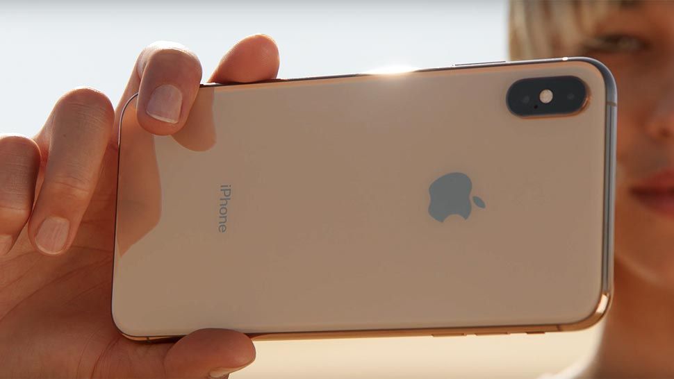 Uskoro stižu čak tri nova iPhonea