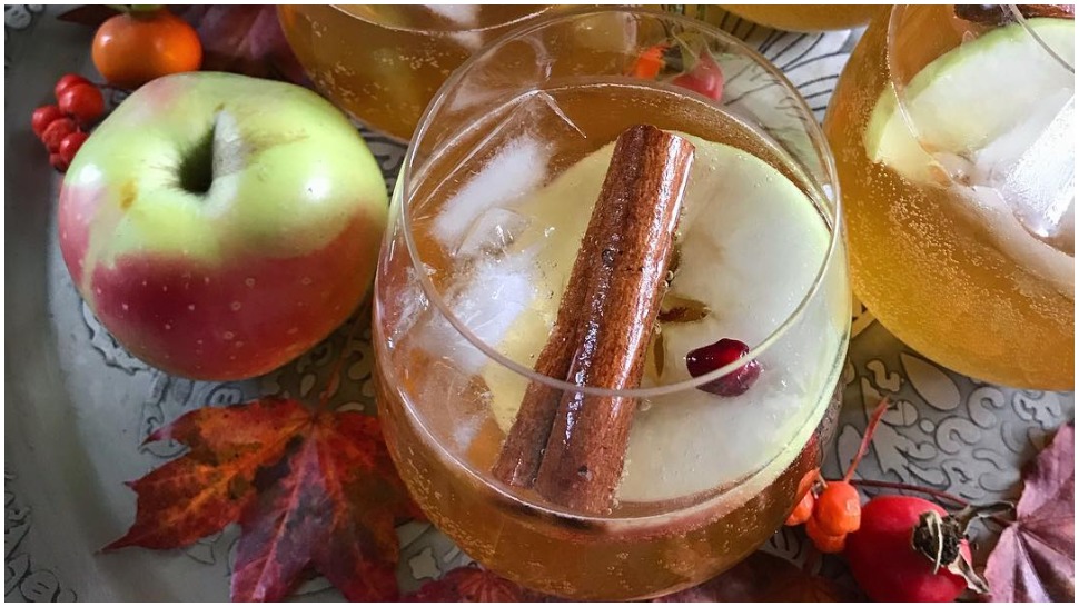 Uz sezonsko voće sangrija može postati omiljeno piće jeseni