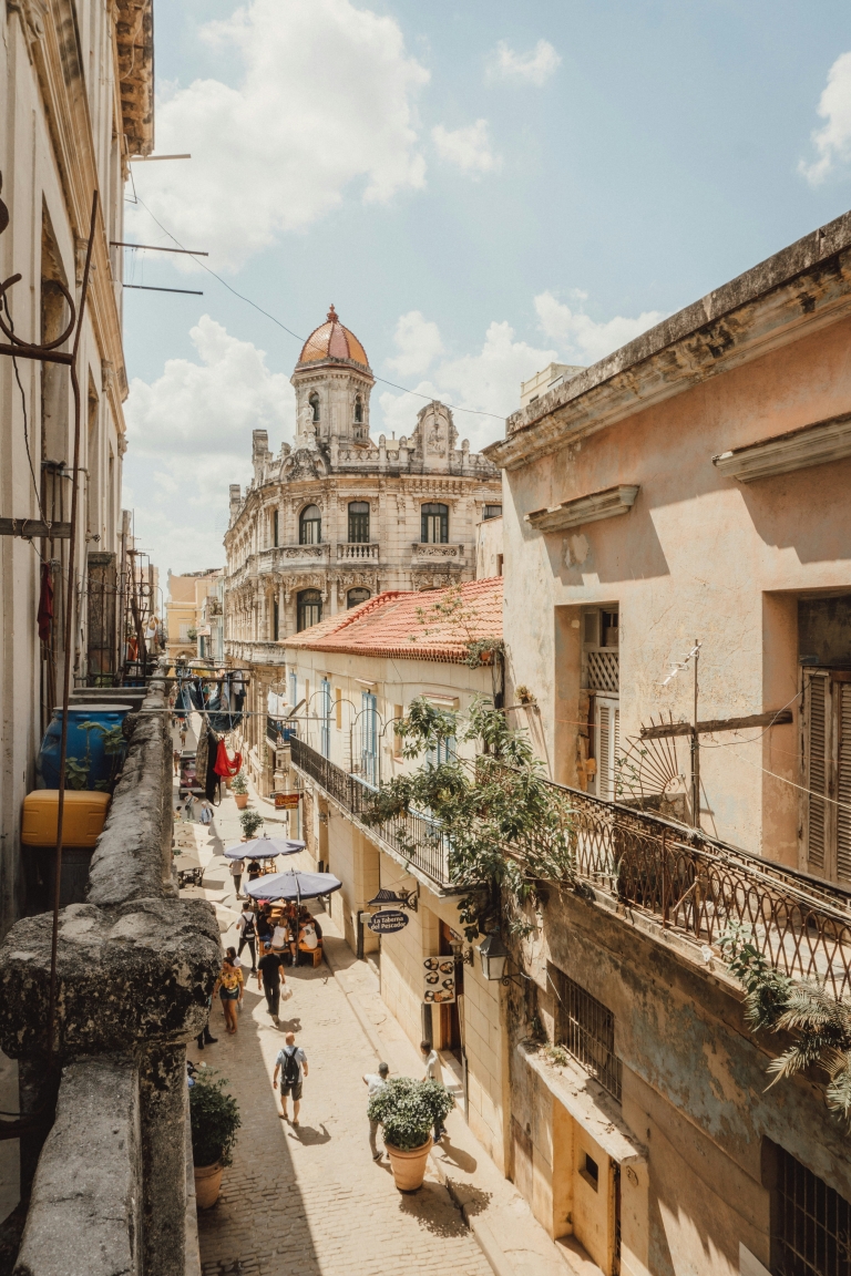 Kuba_polina-kuzovkova-x6_i52e5BjQ-unsplash