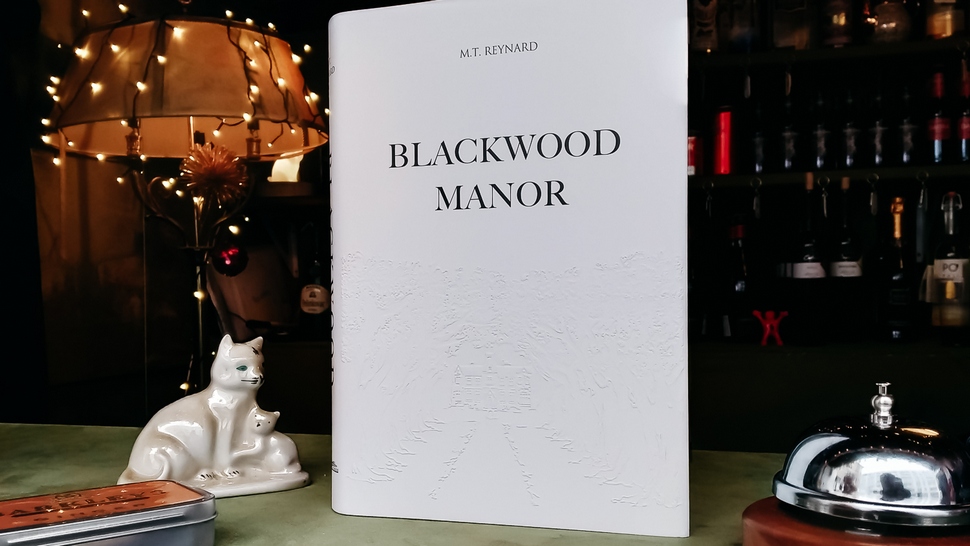 Journal Book Club: Blackwood Manor