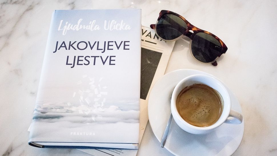 Journal Book Club: ‘Jakovljeve ljestve’ Ljudmile Ulicke