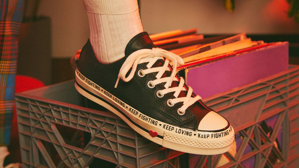 Converse u novoj kampanji poziva žene da redefiniraju riječ ŽENA