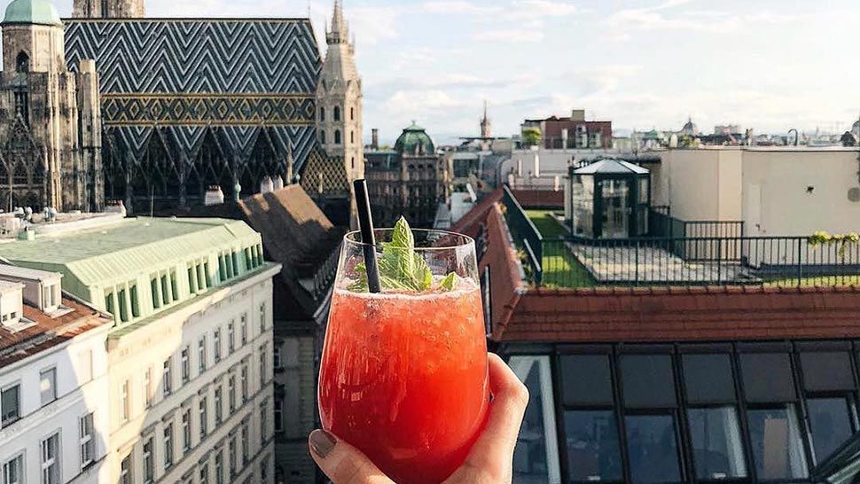 Rooftop barovi koje ovoga ljeta želimo posjetiti u Beču