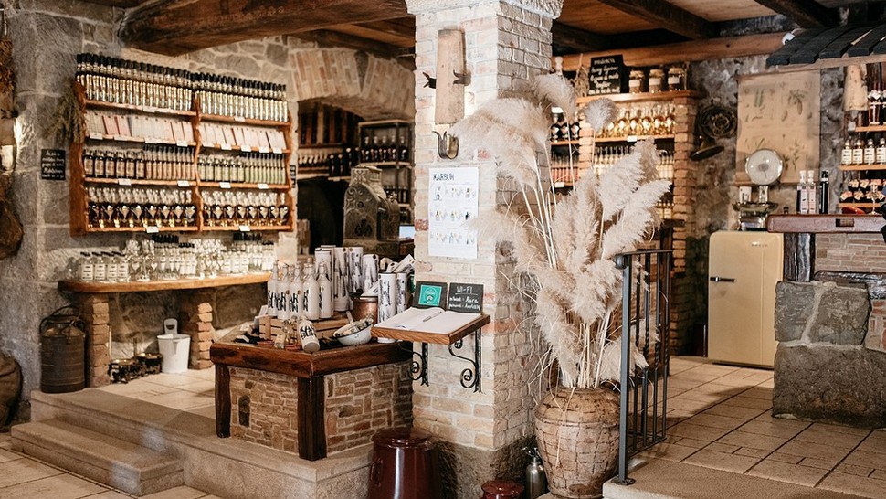 Destilerija Aura – idealna istarska destinacija za kušanje gina, rakija, marmelada i drugih delcija