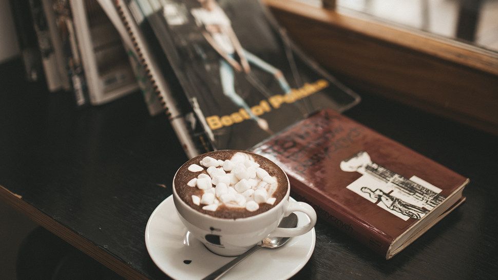 Journal Book Club: Koje knjige ćemo čitati u studenom?